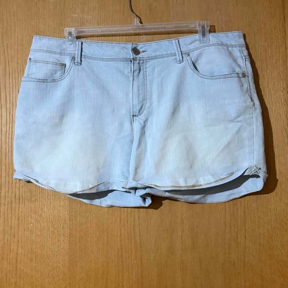 Faded Glory Light Blue Denim Shorts Size 18